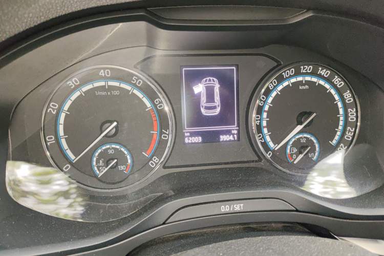 Used Skoda Karoq 2020 TSI280 Luxury Smart Edition China VI Standard Odometer Close Up