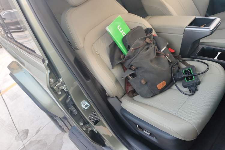 Used iCAR V23 2025 501 Four-Wheel Drive Intelligent Driving Version