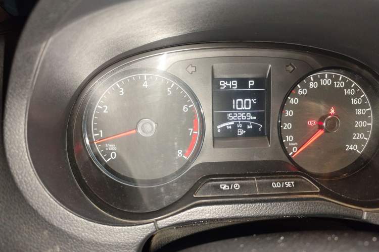 Used Volkswagen Polo 2018 1.5L Automatic Advanced Driving Model Odometer Close Up