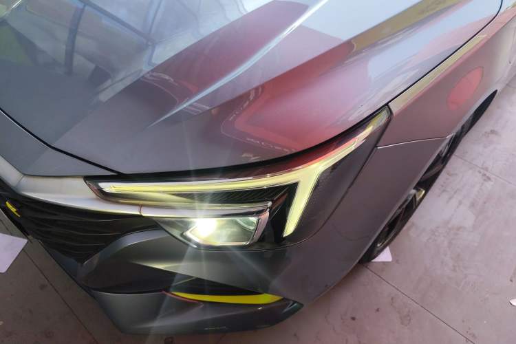 Used Roewe i6 MAX New Energy 2020 1.5T PHEV Cool & Stylish Skyroof Edition Left Front Headlight