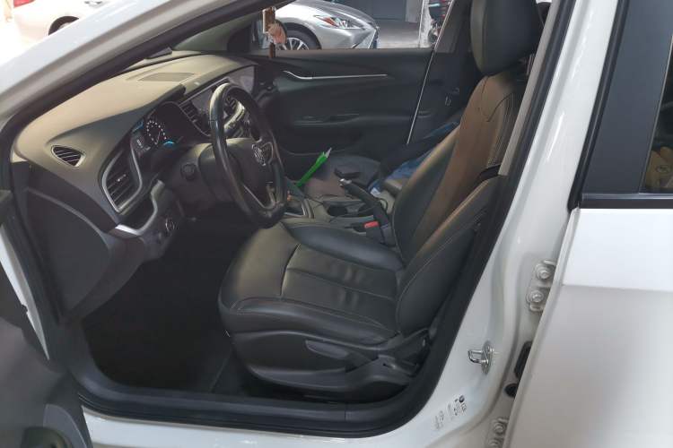 Used Buick GT 2018 18T Automatic Elite Model Left Front Seat