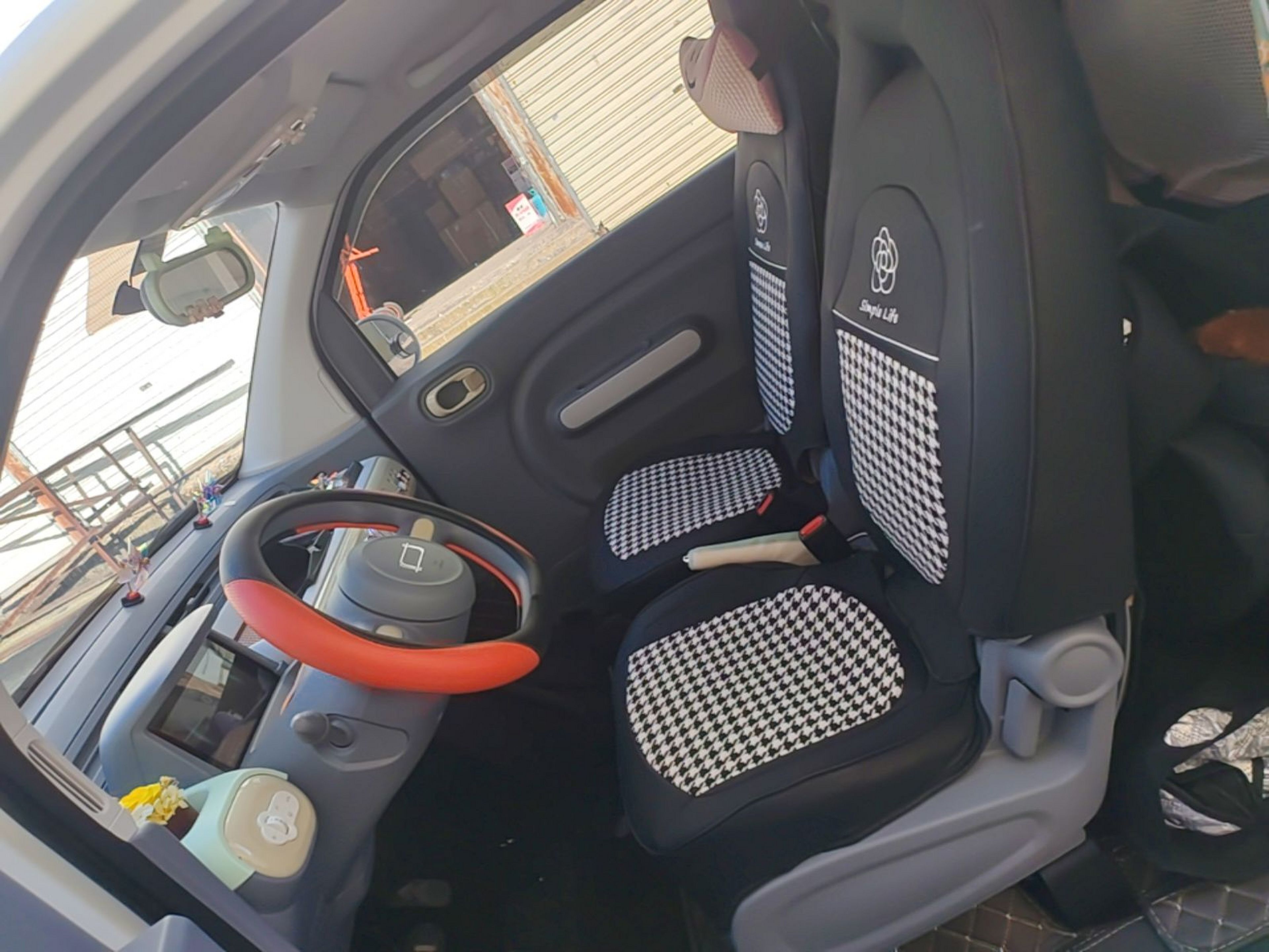 Interior delantero