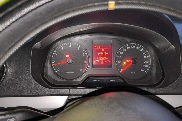 Used Volkswagen Jetta 2013 1.6L Manual Comfort Model Instrument Cluster