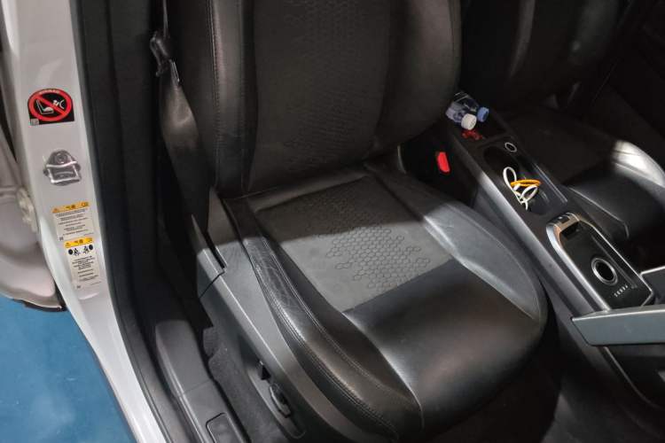 Used Land Rover Discovery Sport 2015 2.0T SE
