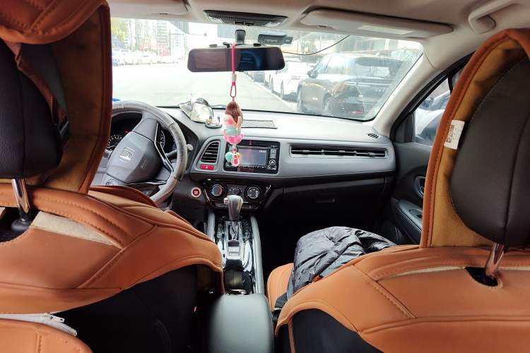 Used Honda Vezel 2017 1.8L CVT Front-Wheel Drive Pioneer Edition