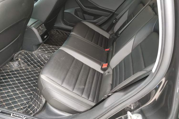 Used Volkswagen Sagitar 2020 280TSI DSG Comfort Version China VI Standard Left Rear Seat