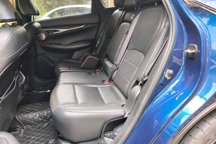 Used Infiniti QX50 2018 2.0T Four-Wheel Drive Smart Edition Left Rear Seat