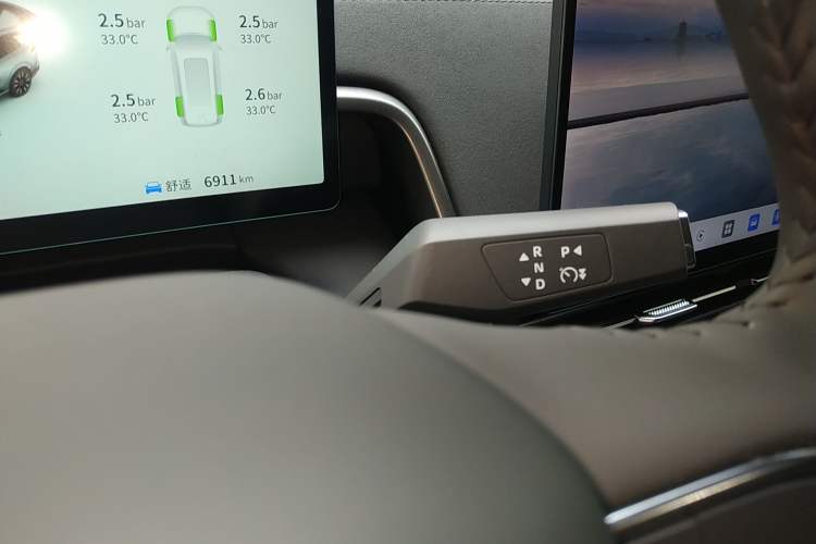 Used Dongfeng eπ eπ008 2026 Model Six-Seat Pure-Electric Family Delight Edition