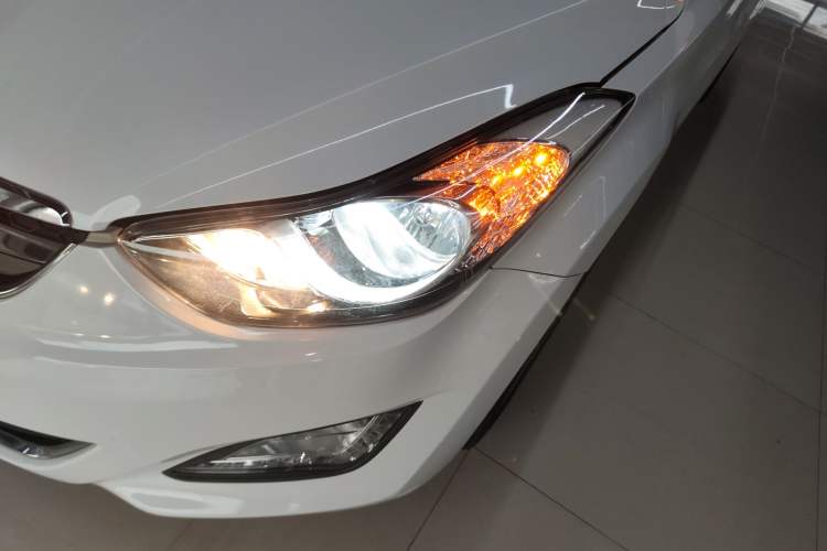 Used Hyundai Elantra (5th Generation / Langdong) 2015 1.6L Automatic Leading Model Left Front Headlight