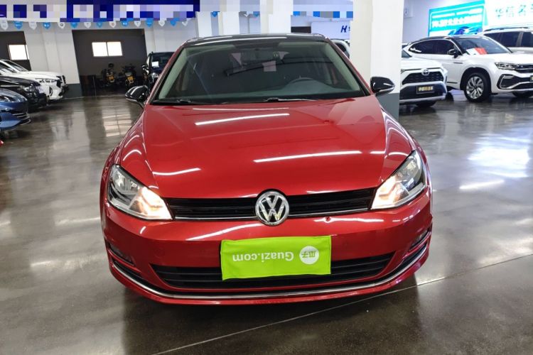 Used Volkswagen Golf 2017 1.6L Automatic Comfort Million-Vehicle Anniversary Edition Front