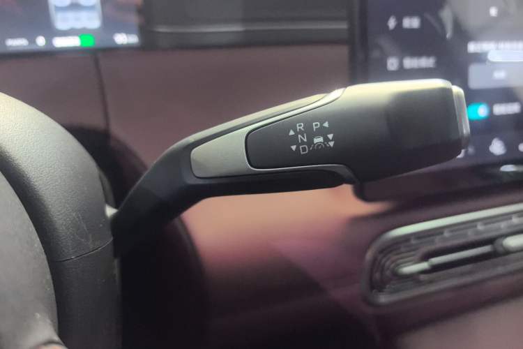 Used Hongqi HS6 PHEV 2026 240 Smart Hybrid Version Gear Lever