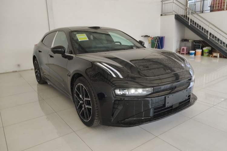 Used Zeekr 001 2026 Model 103° Rear-Drive Max Version Front Right 45 Deg