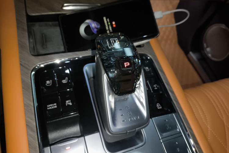 Used Tank 500 New Energy 2023 Hi4-T Gear Lever