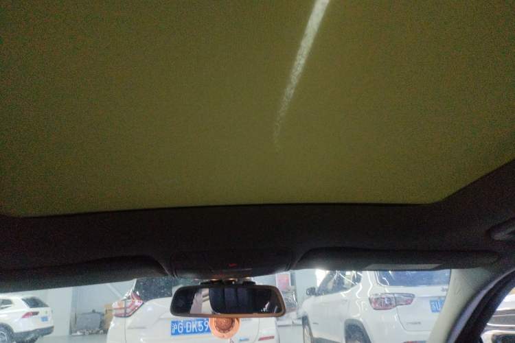 Used Mercedes-Benz C-Class 2016 C 200 L Sport Edition Headliner