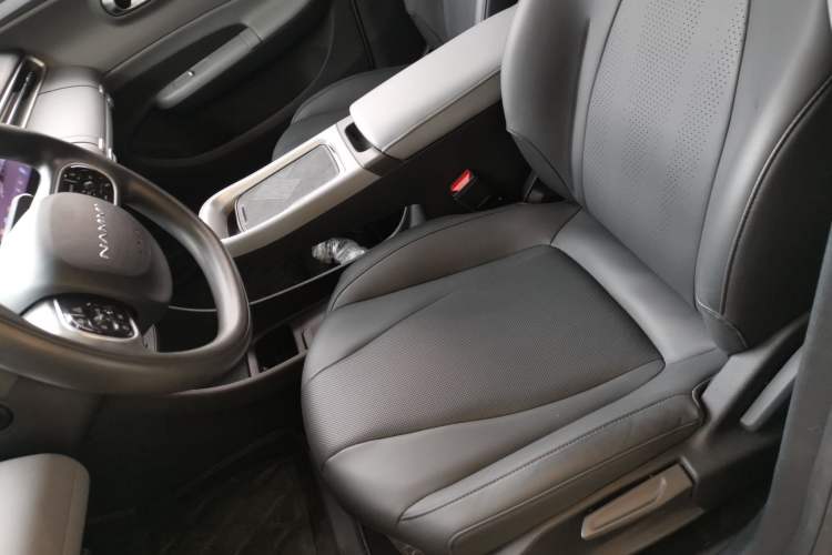 Used Dongfeng NAMMI 01 2025 330KM Youth Edition