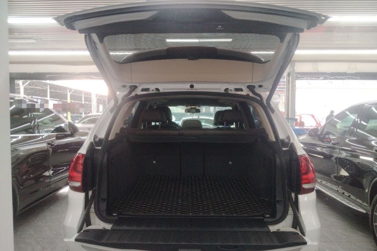 Used BMW X5 2017 xDrive28i
