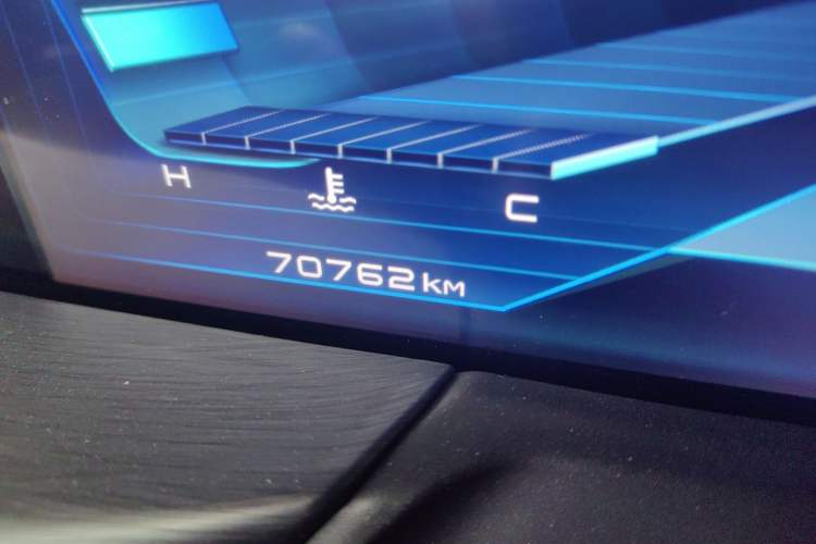 Used Bestune T77 2019 230 TID Automatic Prestige Version China V Emission Standard
