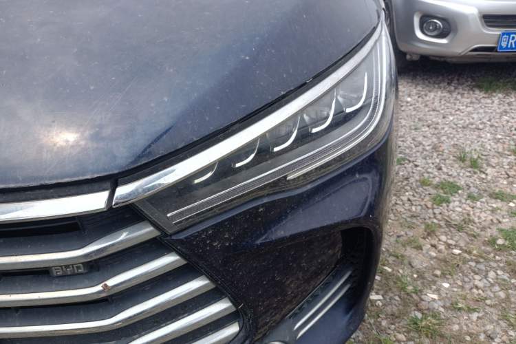 Used BYD Song MAX 2018 1.5T Automatic Smart Connect Luxury 6-Seater Left Front Headlight