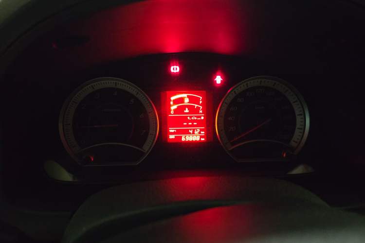 Used Bestune B50 2012 1.6L manual fashion version
