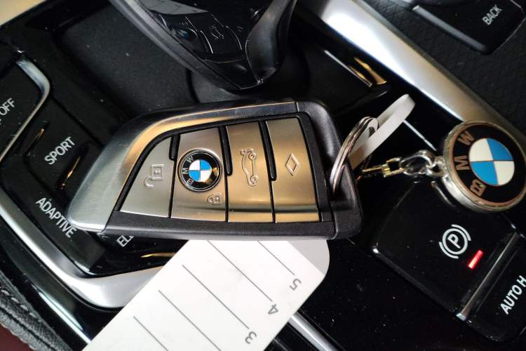 Used BMW 5 Series New Energy 2022 Second Facelift 535Le Pioneer Edition M Sport Package
