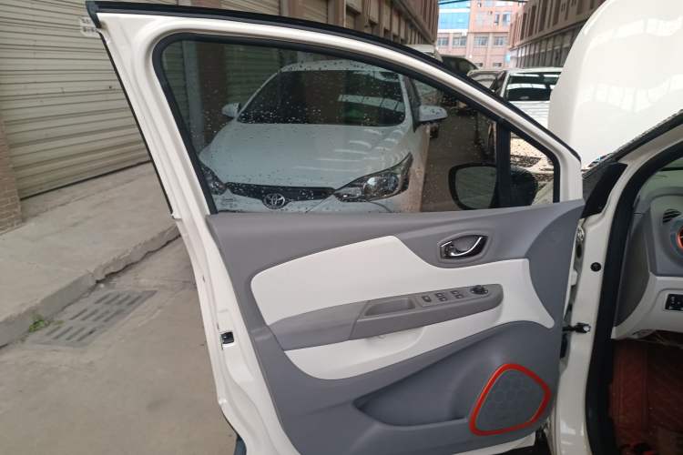 Used Renault Captur 2015 1.2T Automatic Comfort Edition