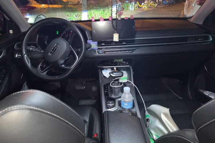 Used Geely Auto Emgrand 2022 4th Generation 1.5L CVT Luxury Model Center Console