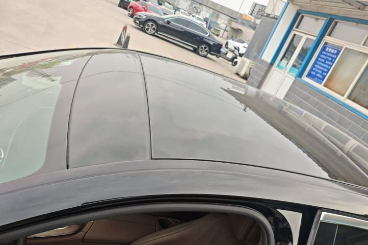 Used Mercedes-Benz E-Class 2016 E 200 L
