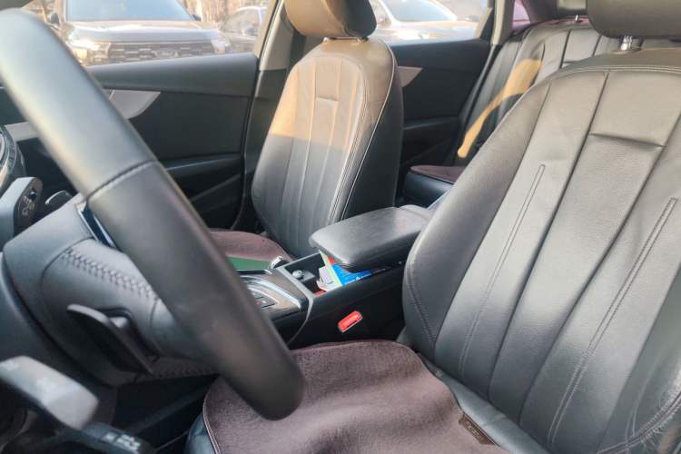 Used Audi A4L 2018 30th Anniversary Edition 40 TFSI Fashion Model