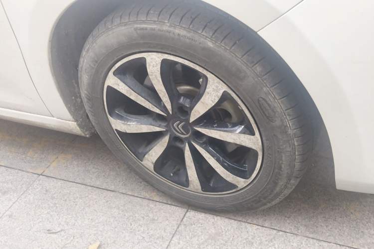 Used Citroen C4 Sega 2018 1.6L Manual Luxury Model
