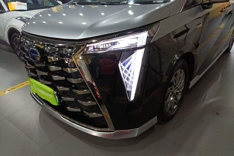 Used GAC Trumpchi Xiangwang M8 2025 Kunkun Series Ultra First-Class Cabin Left Front Headlight