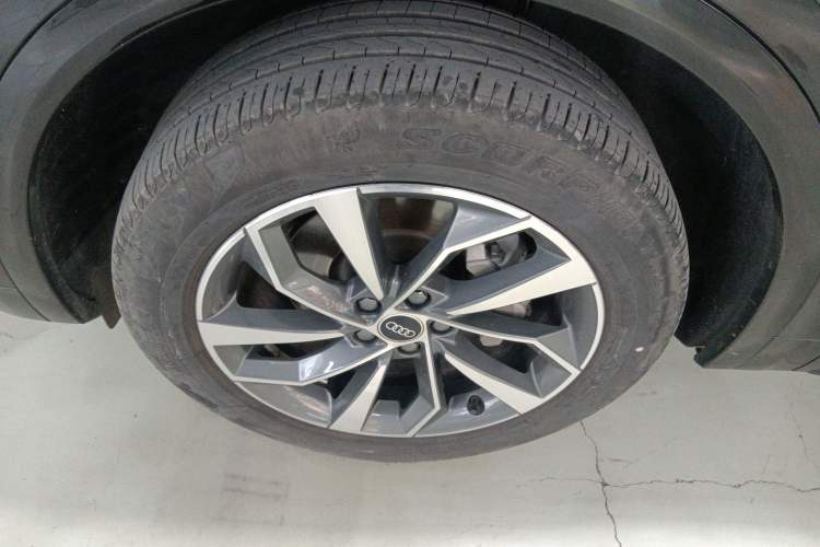 Used Audi Q5L 2023 40T Luxury Dynamic Model