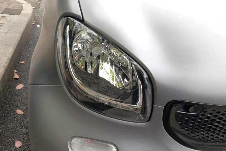 Used smart fortwo 2018 1.0L 52kW Hardtop Passion Edition China V Standard