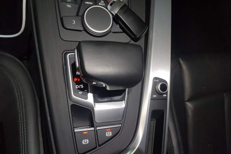 Used Audi A4L 2018 30th Anniversary Edition 45 TFSI quattro Individual Sport Edition