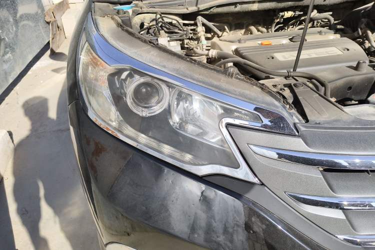 Used Honda CR-V 2012 2.4L four-wheel drive luxury version Right Front Headlight