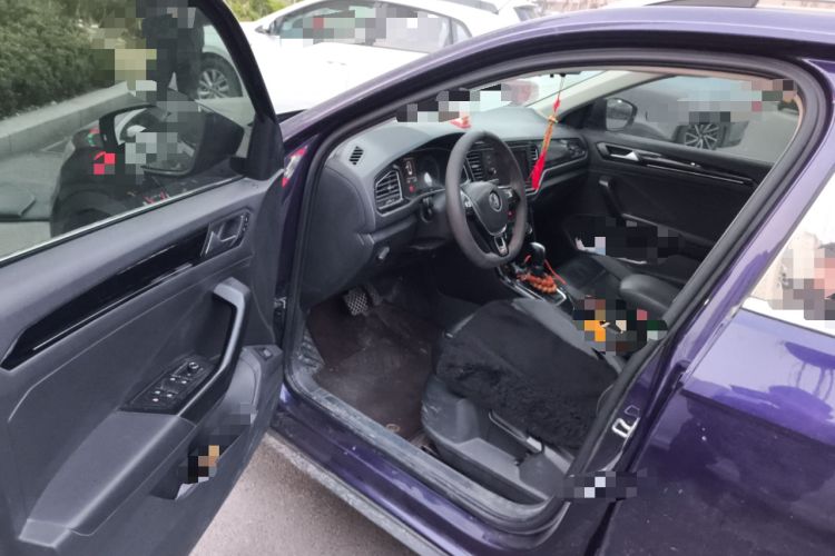 Used Volkswagen T-ROC 2019 280TSI DSG Two-Wheel Drive Comfort Version China VI Standard Driver Seat