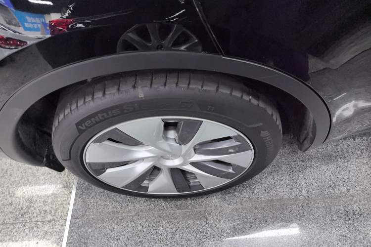 Used Tesla Model Y 2022 Revised Version Long-Range All-Wheel Drive
