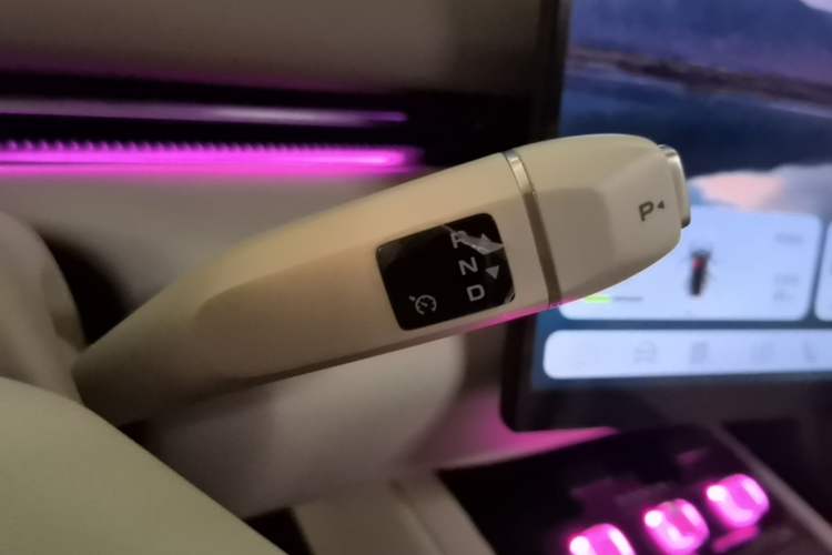 Used Deepal L07 2024 230Max Qiankun Intelligent Driving ADS SE Range-Extended Version Gear Lever