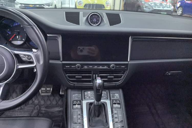 Used Porsche Macan 2018 Macan 2.0T