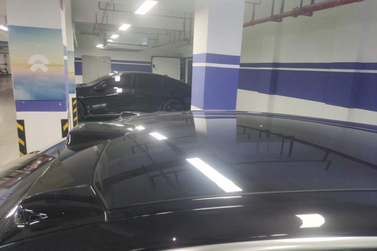 Used Nio ET5T 2025 75 kWh Touring Roof