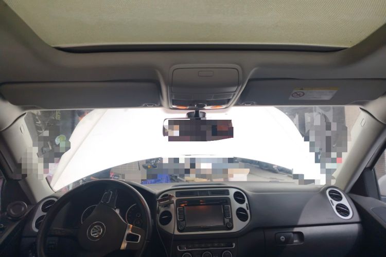 Used Volkswagen Tiguan 2016 300TSI Automatic Two-Wheel Drive Luxury Edition Headliner