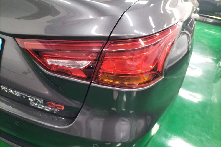 Used CHANGAN Ruicheng CC 2021 Blue Whale Edition 1.5T DCT Elite Model Exterior 6