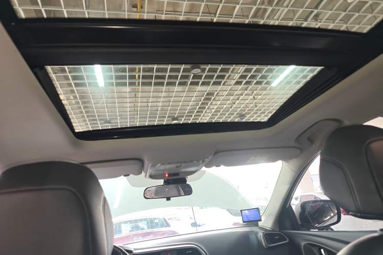 Used Renault Kadjar 2016 2.0L Two-Wheel-Drive Luxury Edition