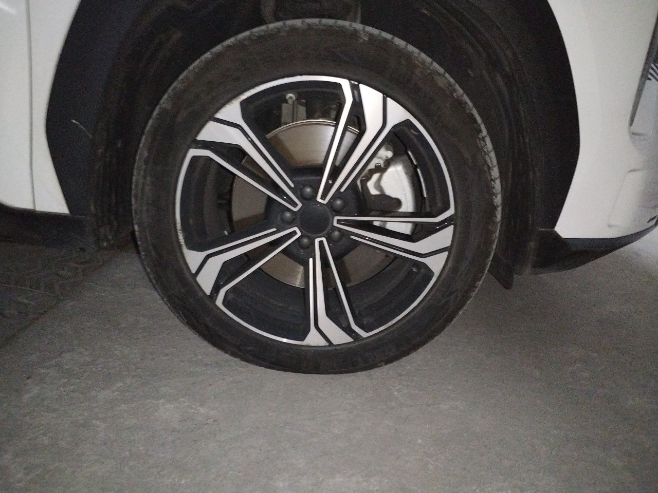 Geely Galaxy L7 2023 1.5T 115 km PLUS — снимка 8