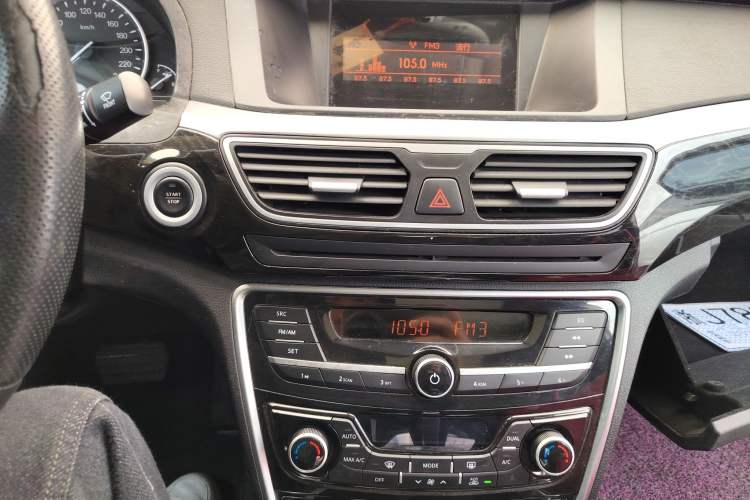 Used Geely Auto Emgrand GT 2015 2.4L Comfort Model
