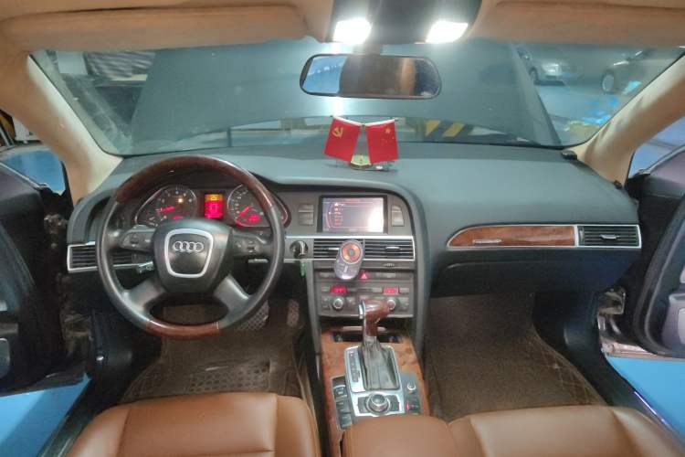 Used Audi A6L 2005 3.0L Technology Leading Edition Center Console