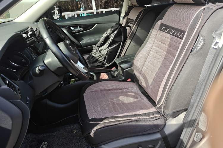 Used Nissan X-Trail 2019 2.0L CVT Smart Connect Comfort Edition 2WD Left Front Seat