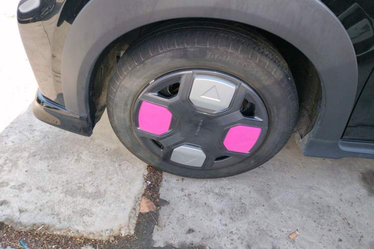 Used Geely Galaxy Panda 2025 210km Panda Kart Left Front Wheel Hub