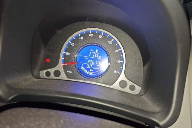 Used CHANGAN Benni E-Star 2021 National Edition Xin Yue Version (Fast-Charging Edition) Lithium Iron Phosphate (31.18 kWh) Odometer Close Up