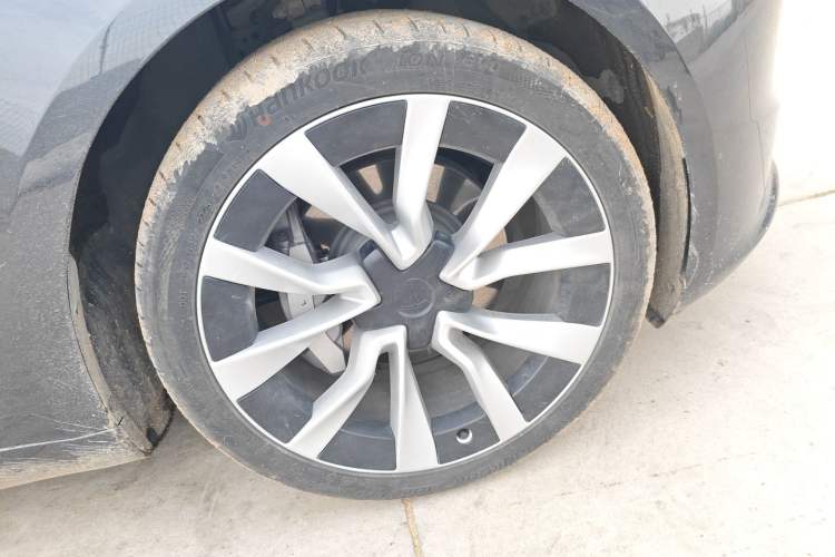 Used Tesla Model 3 2023 Rear-Wheel-Drive Version