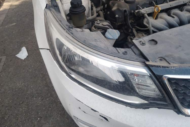 Used Kia K2 2015 Sedan 1.4L MT GLS
